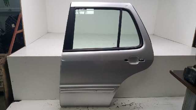Drzwi tylne lewe 1637301505 MERCEDES
