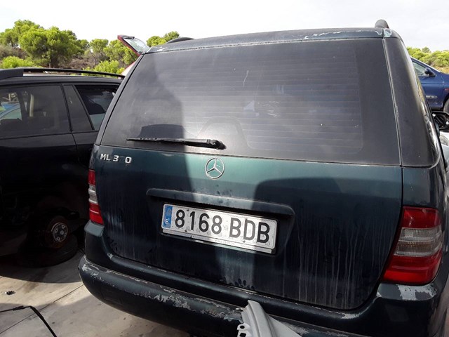 Drzwi tylne (bagażnika 3/5) 1637401105 MERCEDES