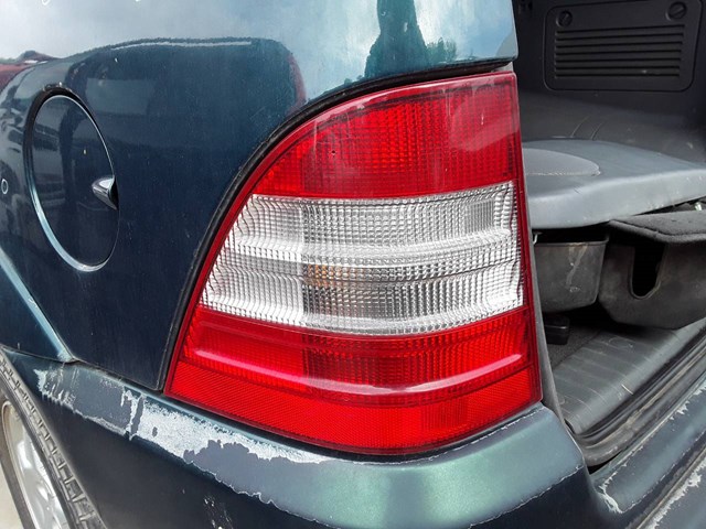 Lampa zespolona tylna lewa 1638200164 MERCEDES