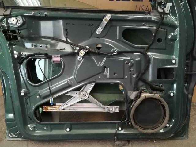 1638200328 Mercedes