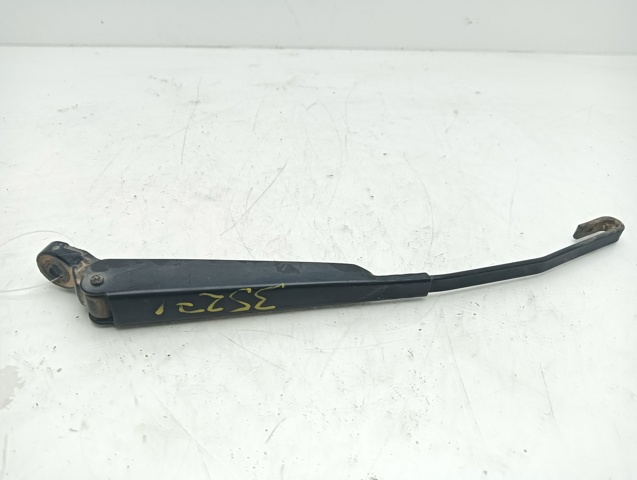 1638201944 Mercedes