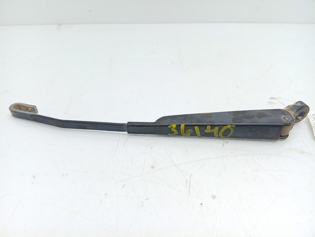 1638201944 Mercedes