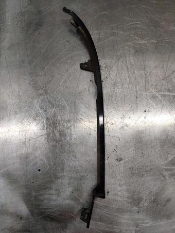 Brewka lampy lewej 1638260177 MERCEDES