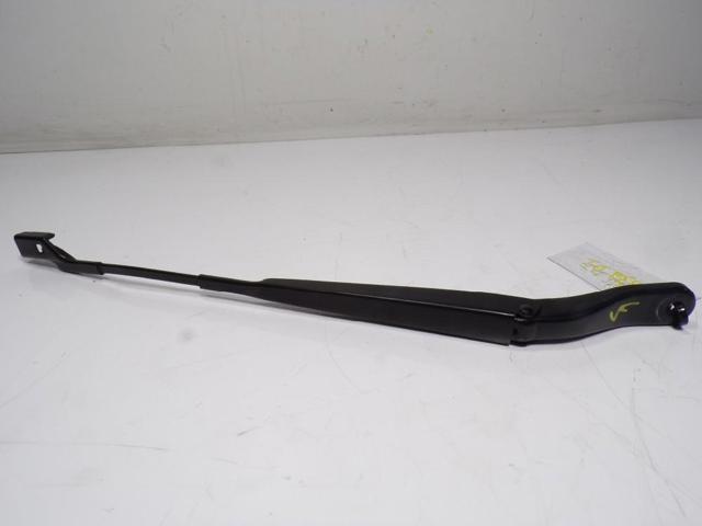 Ramię wycieraczki szyby przedniej 1640637080 OPEL