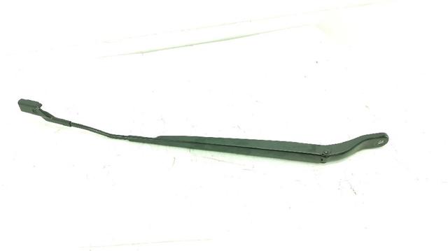 Ramię wycieraczki szyby przedniej 1640637080 OPEL