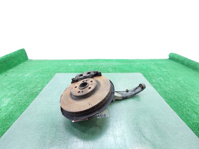 1643302220 Mercedes