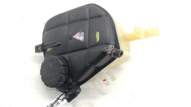 Zbiorniczek wyrównawczy układu chłodzenia 1645000049 MERCEDES