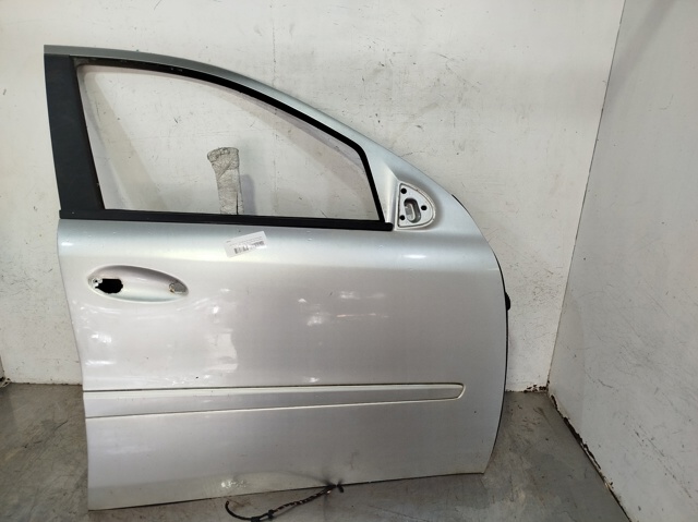 Drzwi przednie prawe 164720100564 MERCEDES
