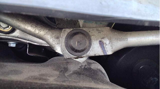 Silniczek wycieraczki szyby przedniej 1648202442 MERCEDES