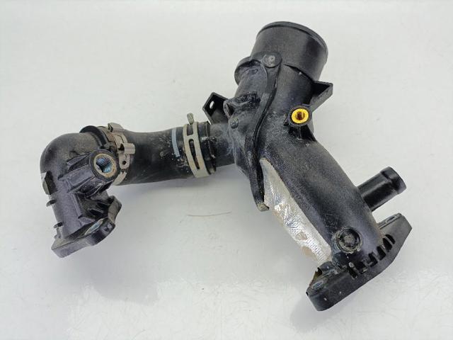 Przewód (króciec) intercoolera 165763328R RENAULT