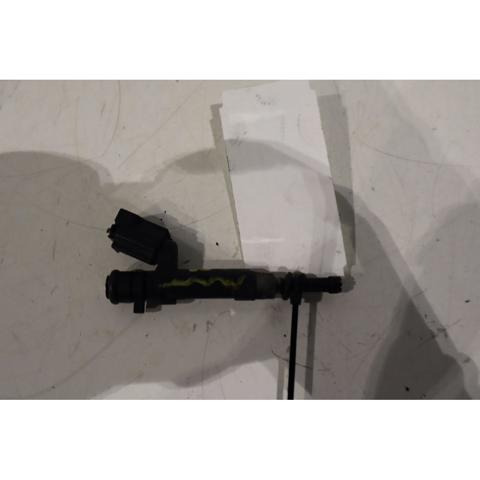 Wtryskiwacz paliwa 166001KT0A NISSAN