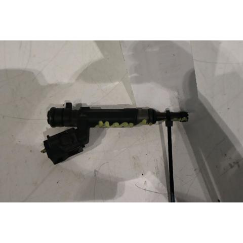 Wtryskiwacz paliwa 166001KT0A NISSAN