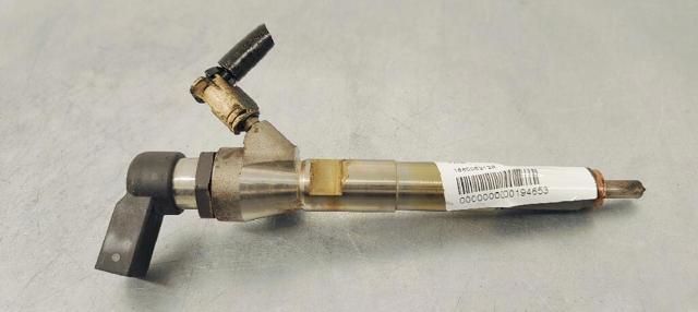 Wtryskiwacz paliwa 166006212R NISSAN