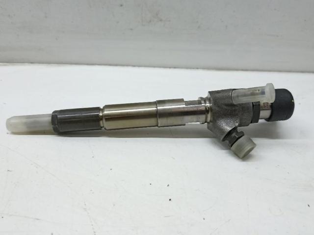 Wtryskiwacz paliwa 166006212R NISSAN