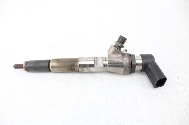 Wtryskiwacz paliwa 166006212R RENAULT