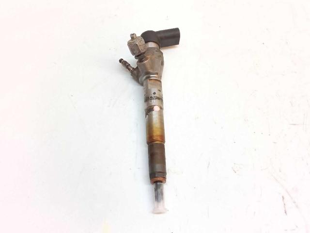Wtryskiwacz paliwa 166006212R RENAULT