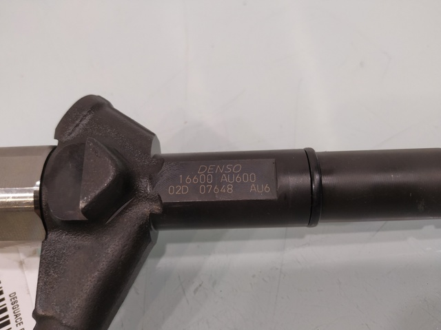 Wtryskiwacz paliwa 16600AU600 NISSAN