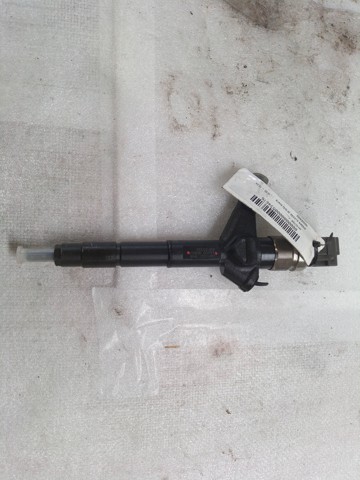 Wtryskiwacz paliwa 16600BN802 NISSAN