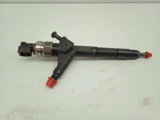 Wtryskiwacz paliwa 16600BN821 NISSAN