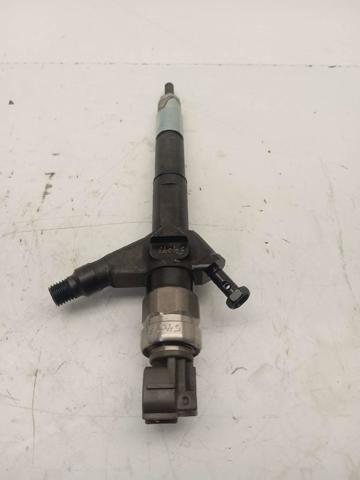 Wtryskiwacz paliwa 16600BN821 NISSAN