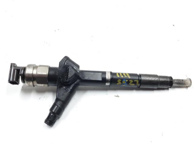Wtryskiwacz paliwa 16600EC00E NISSAN