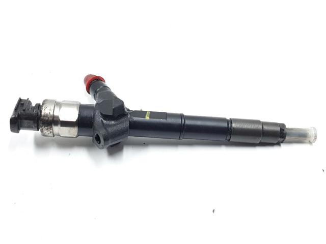 Wtryskiwacz paliwa 16600EC00E NISSAN