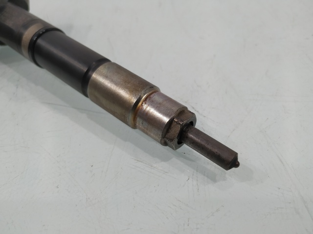 Wtryskiwacz paliwa 16600ES60A NISSAN
