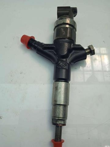 Wtryskiwacz paliwa 16613AA020 SUBARU