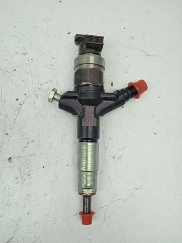 Wtryskiwacz paliwa 16613AA030 SUBARU