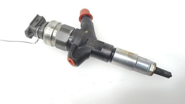Wtryskiwacz paliwa 16613AA030 SUBARU
