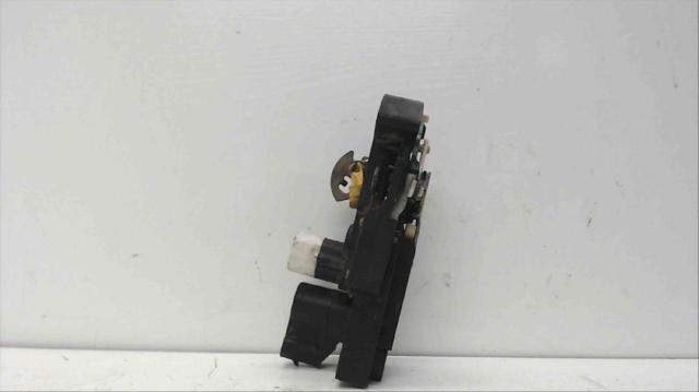 Zamek drzwi przednich prawych 16639860 OPEL