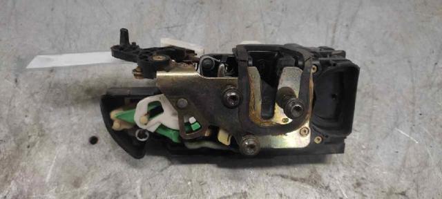 Zamek drzwi przednich prawych 16639860 OPEL