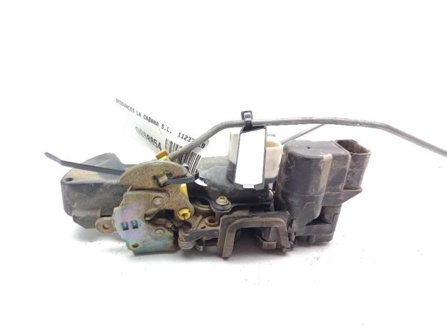 Zamek drzwi przednich prawych 16639860 OPEL
