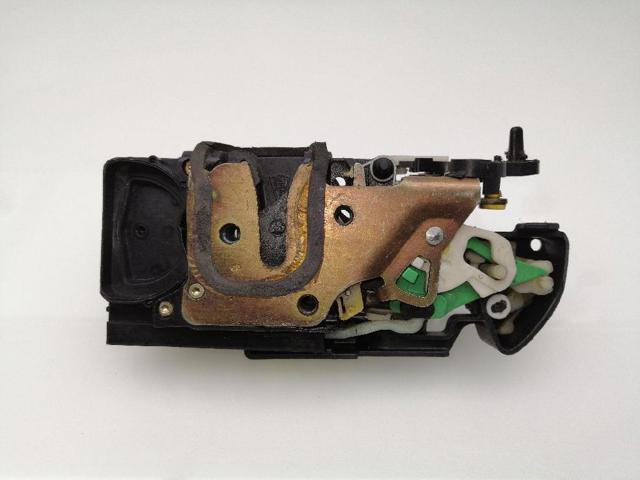 Zamek drzwi przednich lewych 16639861 OPEL