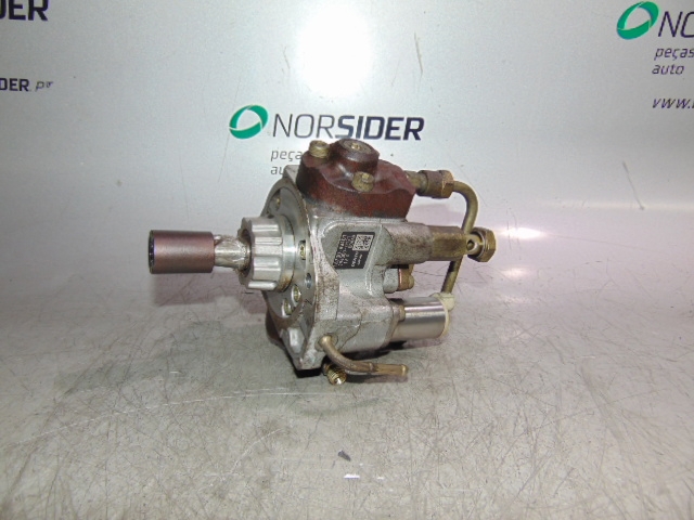 Pompa wtryskowa wysokiego ciśnienia 16700AW401 NISSAN