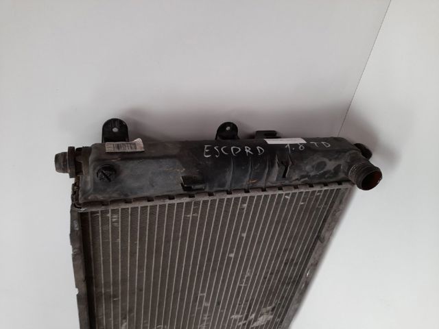 Chłodnica silnika 1671778 FORD