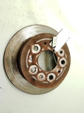 Tarcza hamulcowa tylna 1673602180 PEUGEOT