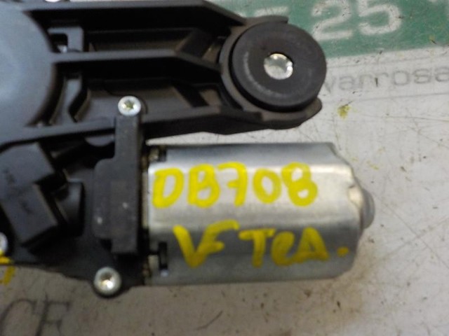 1675328 Ford