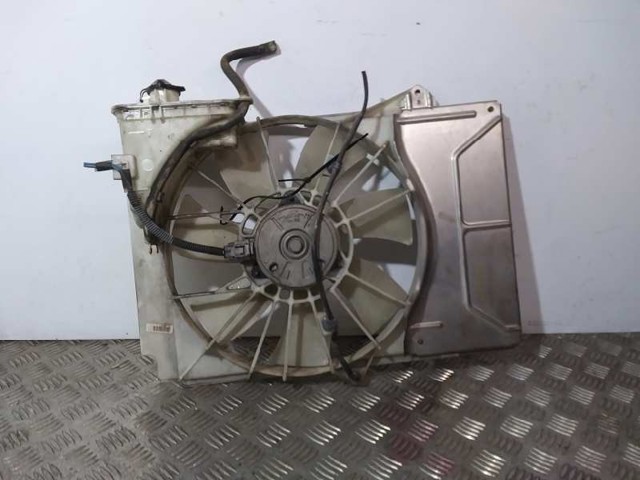Silniczek wentylatora układu chłodzenia lewy 1680003550 TOYOTA