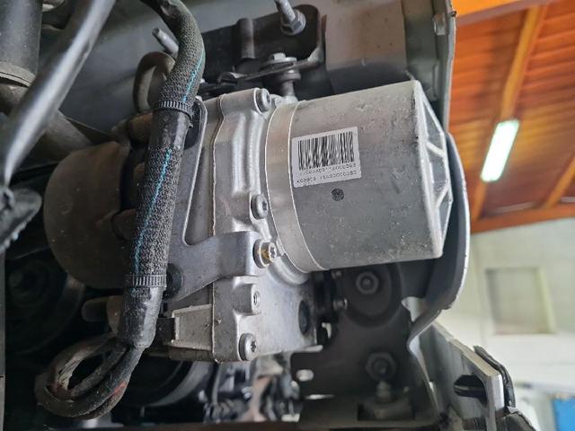 Pompa wspomagania hydraulicznego kierownicy 1680897180 PEUGEOT