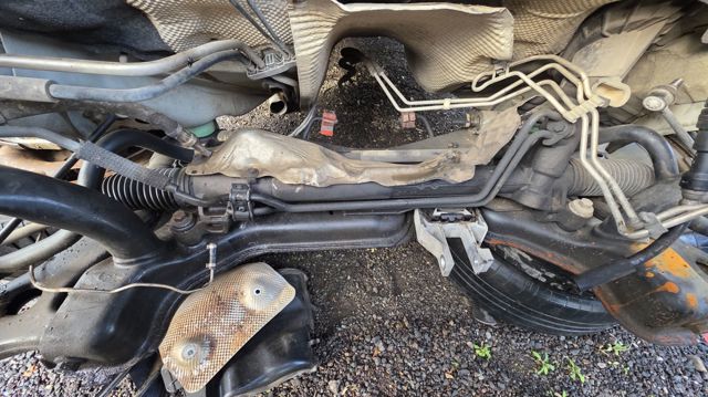 Korpus osi przedniej 1682463 FORD