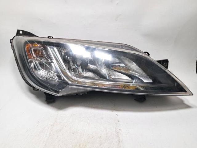 Reflektor prawy 1682747580 PEUGEOT