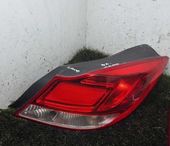 Lampa zespolona tylna prawa 168348 OPEL