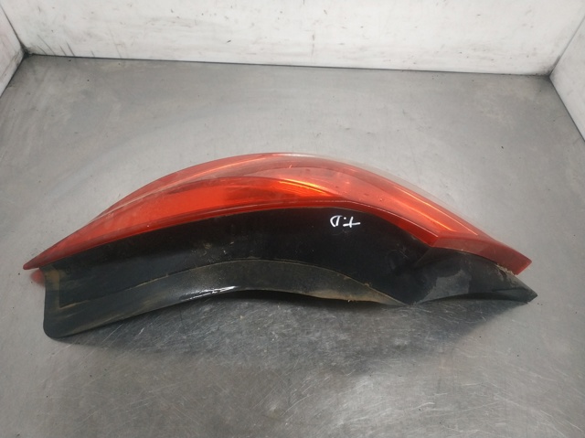 Lampa zespolona tylna prawa 168348 OPEL