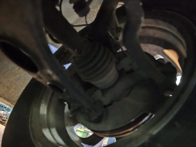 Półoś napędowa przednia lewa 1683701572 MERCEDES
