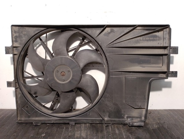 1685000193 Mercedes