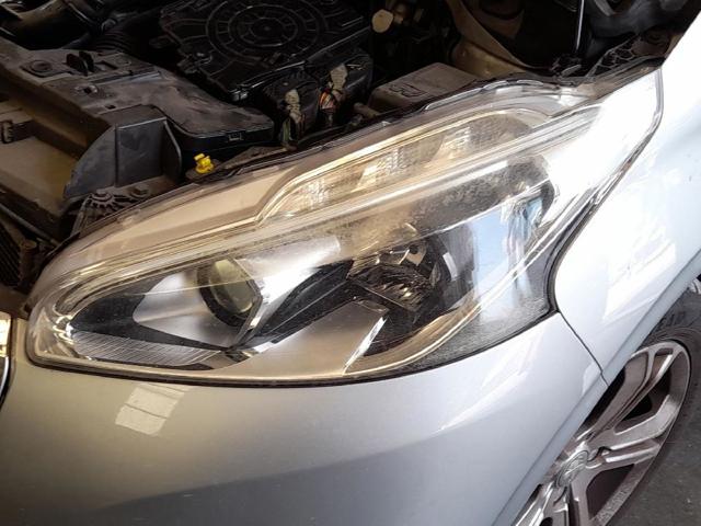 Reflektor lewy 1685352680 PEUGEOT