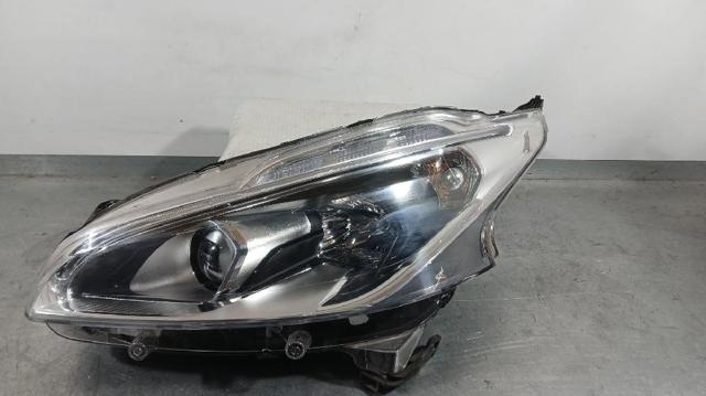 Reflektor lewy 1685352680 PEUGEOT