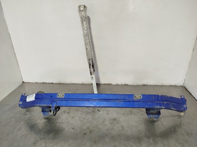 Wzmocnienie zderzaka przedniego 1686201234 MERCEDES