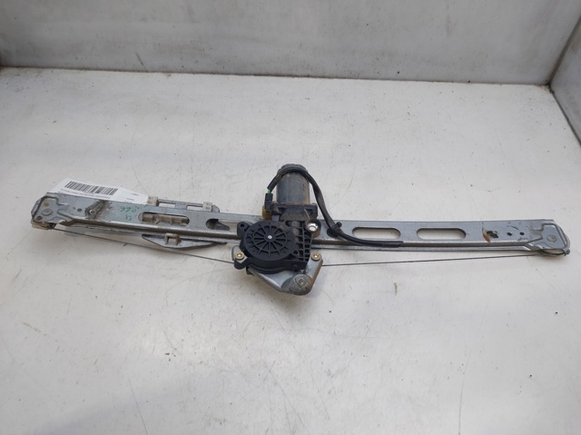 Mechanizm podnoszenia szyby drzwi przednich lewych 1687201146 MERCEDES